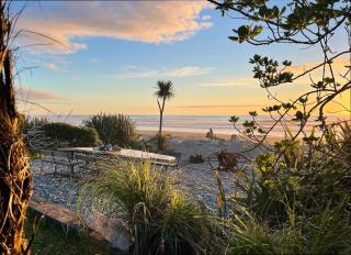 Drifting Sands Beachfront Retreat - Hokitika - 0