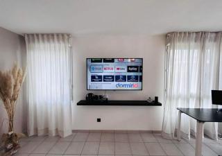 Lormont City, proche Bordeaux, piscine et parking - Lormont - 9