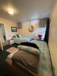 Swanson-Waitakere Stay in Scenic Sunrise - Auckland - 4