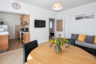 Apartment La Le with big terrace - 4