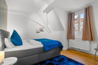 Traumhaft gelegene Altbau-Wohnung im Herzen von Weinheim - Parking - 1