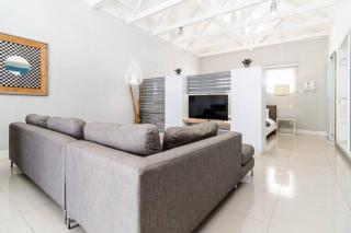 9B The Cube Executive Self-Catering Apartments - Swakopmund - 9
