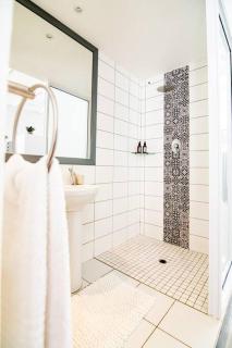 9B The Cube Executive Self-Catering Apartments - Swakopmund - 2
