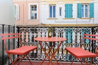 Cannes centre, climatisé, balcon, tout à pied - 2