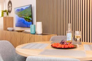 San Pascual Seaside Apartments - 7