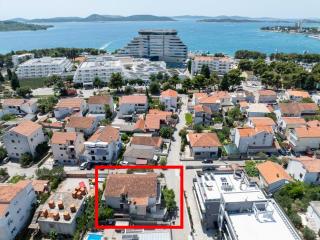 Apartments with parking spaces Vodice - 22290 - Vodice - 9