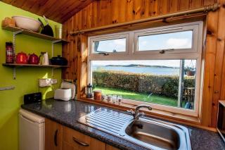 Seaview Cottage - 2
