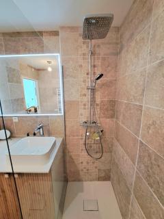 Côté Parc, appart design avec terrasse - 3