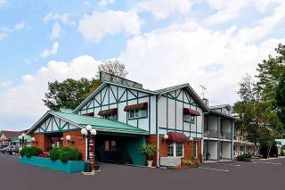 Super 8 by Wyndham Gananoque - Country Squire Resort - Gananoque - 9