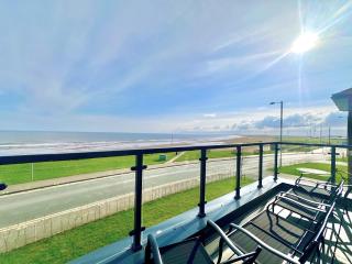 Shoreside Villa, by the Golf Course - 9