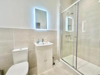 Shoreside Villa, by the Golf Course - Bridlington - 2