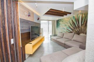 Luxurious home with sauna and terrace - 7