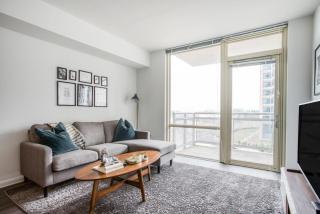 Tysons Corner 1br w pet grooming salon nr subway WDC-812 - 0