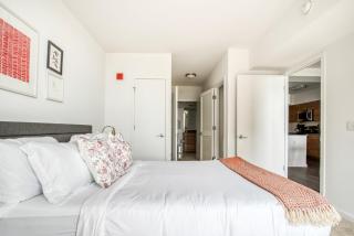 Tysons Corner 1br w pet grooming salon nr subway WDC-812 - 2