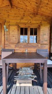 wooden cabin in nature - Troche - 3