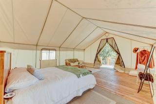 Twin Falls Luxury Glamping - Escape Tent - Boerne - 9