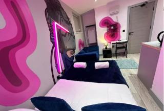 Serviced Double Room - Near Greenwich Park - The O2 Arena - Nearby Transport Links to Central London - New Cross Station - Lewisham SE14 - London - 2