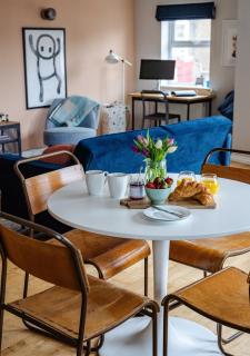 Modern Apartment near Old Town with Parking - Margate - 2