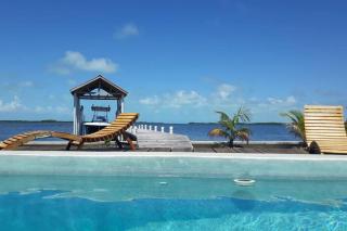 The spot in Tarpon Bay - San Pedro - 0