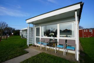 Sea Lavender Holiday Chalet, close to sandy beach - Heacham - 0