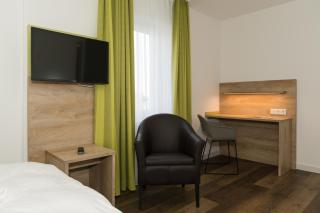 Roca Restaurant und Hotel - Bommersheim - 8