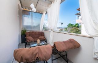 Cozy Apartment In Pula With Kitchen - 0