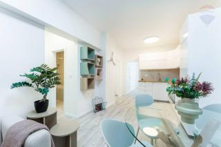 Stylish Apartment in the Old Town ~ Local Neighbourhood - Bratislava - 7
