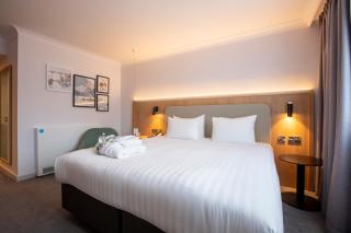 Holiday Inn Brentwood by IHG - 9