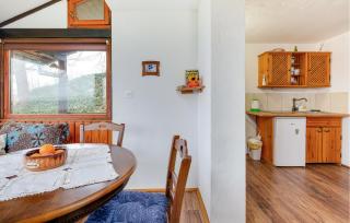 Beautiful Home In Veliki Grdevac - - 8
