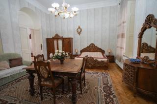 Apartments in Historic XIX Century Building of Old Tbilisi - Walk to everything - Tbilisi - 4
