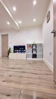 Brand New Flat Close To Turnpike Lane Tube Station - Londra - 0