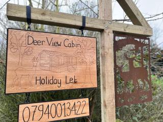 Deer View Cabin - Woodland, beaches and Hot tub - Hull - 3