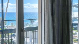 Alimos Sea View Family Apartment - 9