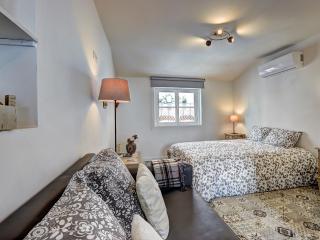 Alfama Cozy Studios by Get Your Stay - Lissabon - 3