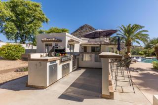 Luxury Mountain Estate-Pool-Spa-BBQ+Bar-Fire pit - Scottsdale - 8