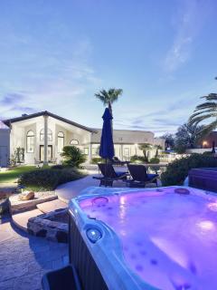 Luxury Mountain Estate-Pool-Spa-BBQ+Bar-Fire pit - Scottsdale - 9