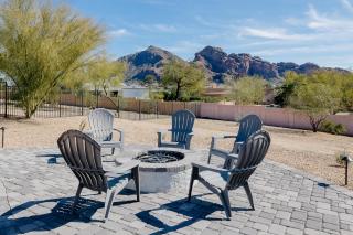 Majestic Mountain Mansion-Pool -Spa & Guest House - Scottsdale - 8