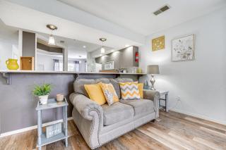 Inviting Condo with Pool Access, Near Branson Strip! - Branson - 5