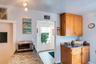 Blackberry Cottage with Yard Near Westport and Beach - Grayland - 4