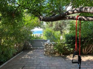 Corallis Beachfront Family Oasis - Novalja - 6