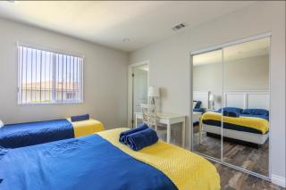 Cheerful 5BR house with parking near USC - Los Ángeles - 2