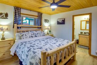Big Bear Lake Retreat with Game Room 1 Mi to Slopes - Big Bear Lake - 2