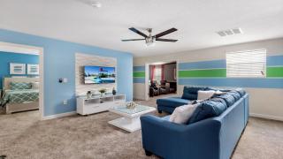 Stunning Villa with Pool, Near All Attractions - Davenport - 3