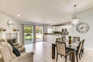 Phoenix Home with Private Pool, Fire Pit and Swing Set - Phoenix - 5