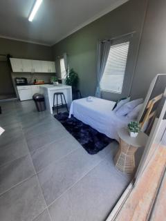 Matrix Cottage - Gqeberha - 3