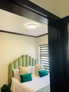 LuxuryHome - 3