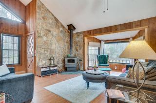 Charming Cabin with Fire Pit and Decks about 7 Mi to Helen - Sautee Nacoochee - 8