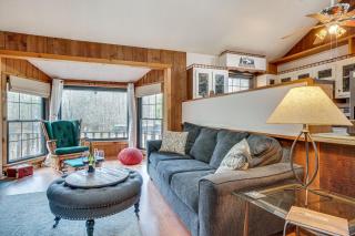 Charming Cabin with Fire Pit and Decks about 7 Mi to Helen - Sautee Nacoochee - 6