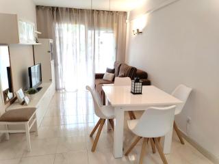 Luminoso apartamento en SALOU con TERRAZA y PARQUE INFANTIL IDEAL FAMILIAS - Salou - 0