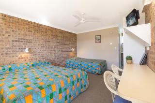 Golden Beach Motor Inn, Caloundra - Caloundra - 4